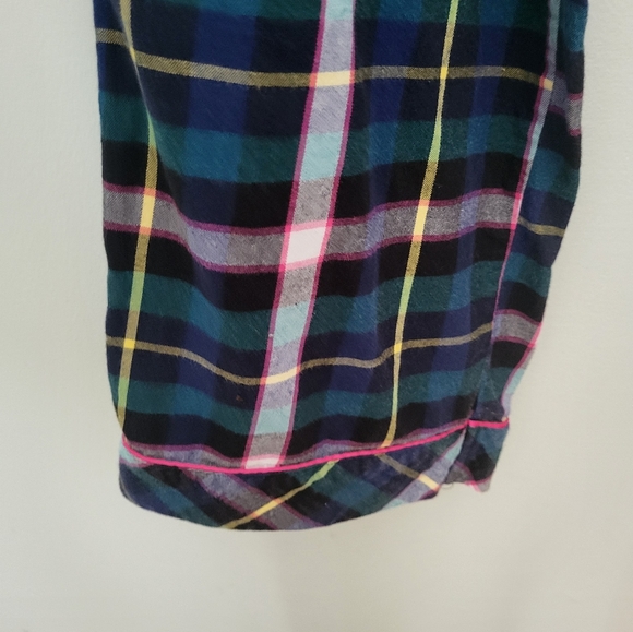 Victoria's Secret Plaid 2 Piece Long Sleeve Pajama Set Multi Colored Large - Picture 9 of 9